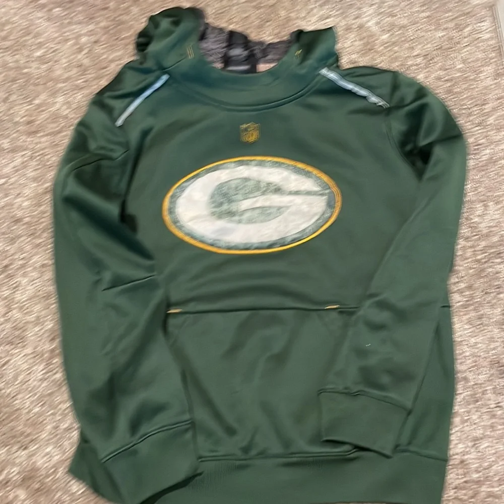 Green Bay Packers Youth Medium Hoodie - Picture 4 of 10